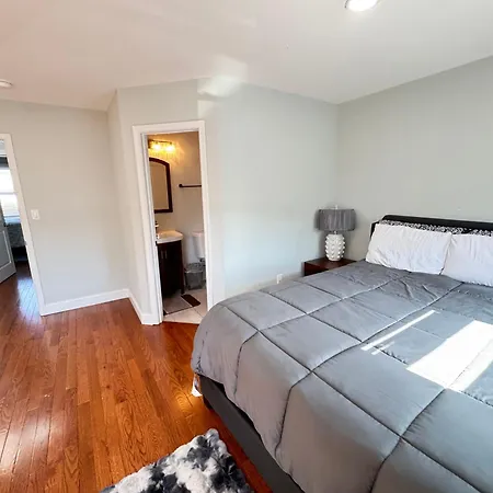 Beautiful 3Br Updated House Dc - Private Parking